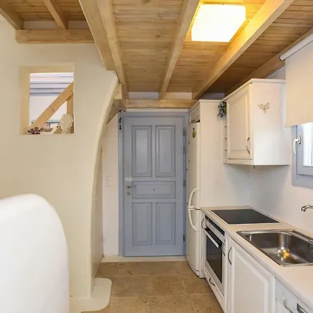 Сasa de vacaciones Blue Daisy House, Ornos, By Myconbay Mykonos *