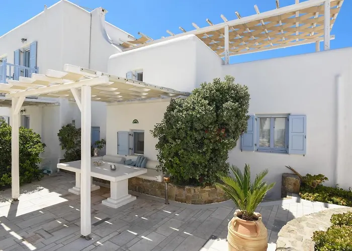 Blue Daisy House, Ornos, By Myconbay Mykonos بيت للعطل