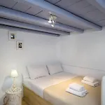Blue Daisy House, Ornos, By Myconbay Mykonos Hébergement de vacances *